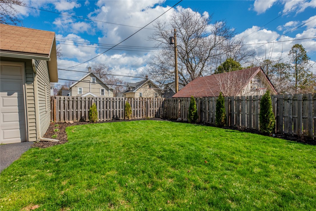 200 Hurstbourne Road Irondequoit, NY 14609 - Photo 32 of 35