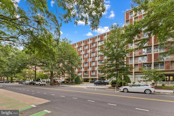 $259,000 | 800 4th Street Southwest, Unit N305, Washington, DC 20024