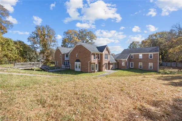 $799,000 | 2811 Roland Road, Greensboro, NC 27407