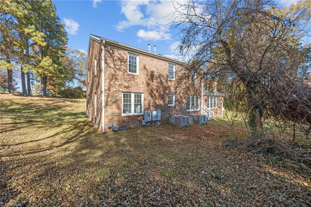 2811 Roland Road Greensboro, NC 27407 - Photo 19 of 23