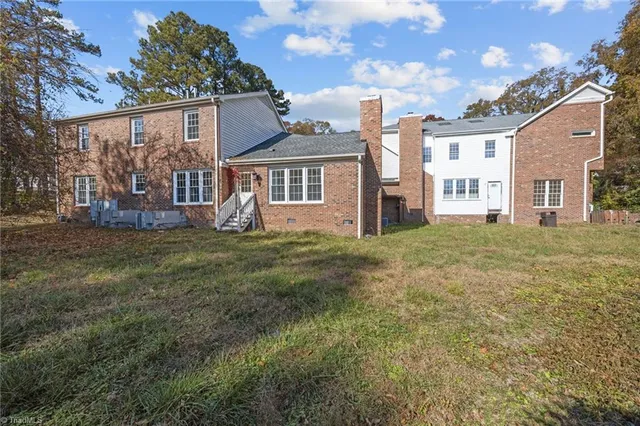 $799,000 | 2811 Roland Road, Greensboro, NC 27407