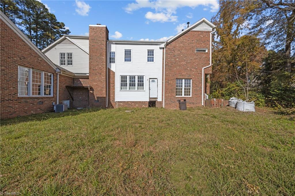 2811 Roland Road Greensboro, NC 27407 - Photo 6 of 23