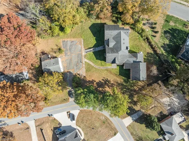 $799,000 | 2811 Roland Road, Greensboro, NC 27407