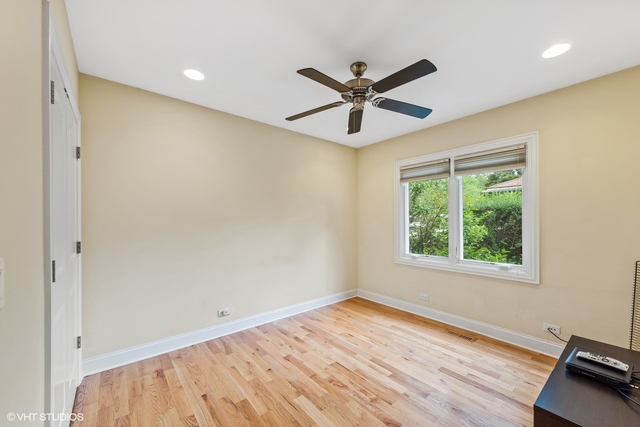 1650 Davis Street Park Ridge, IL 60068 - Photo 12 of 30