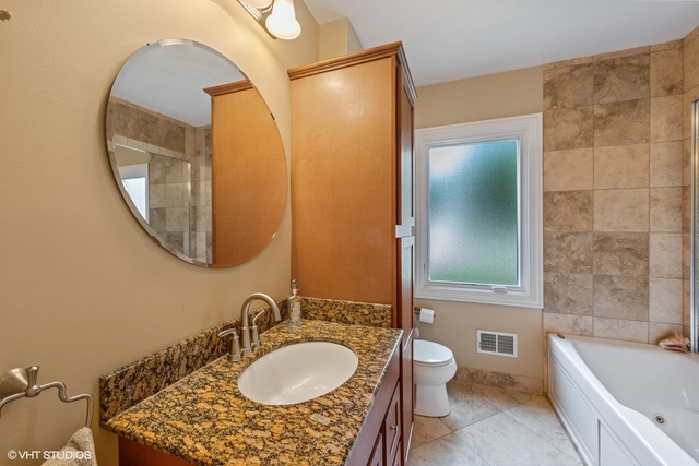 1650 Davis Street Park Ridge, IL 60068 - Photo 13 of 30