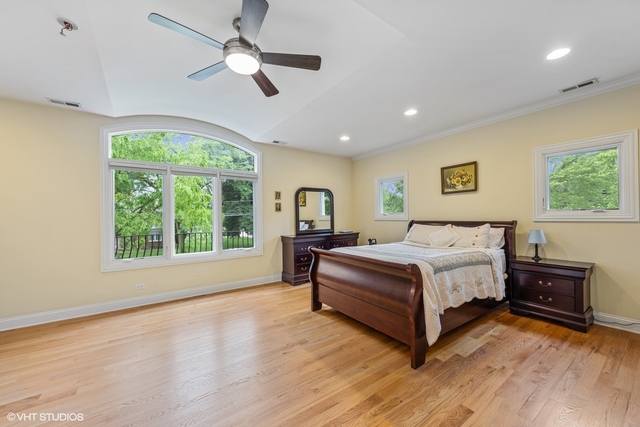 1650 Davis Street Park Ridge, IL 60068 - Photo 17 of 30