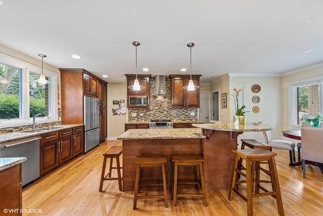 1650 Davis Street Park Ridge, IL 60068 - Photo 5 of 30