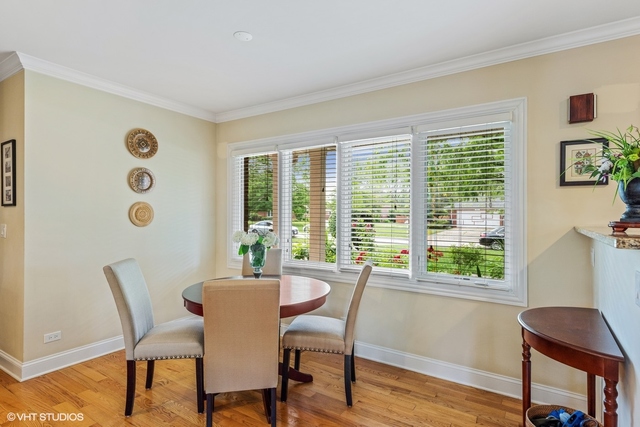 1650 Davis Street Park Ridge, IL 60068 - Photo 7 of 30