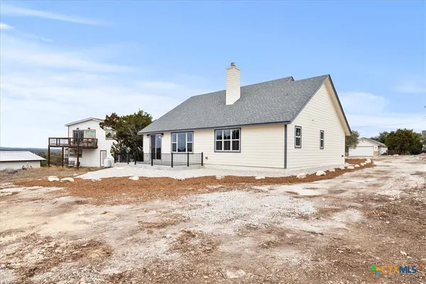 $489,000 | 1190 Fernwood Road, Fischer, TX 78623