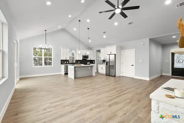 $489,000 | 1190 Fernwood Road, Fischer, TX 78623