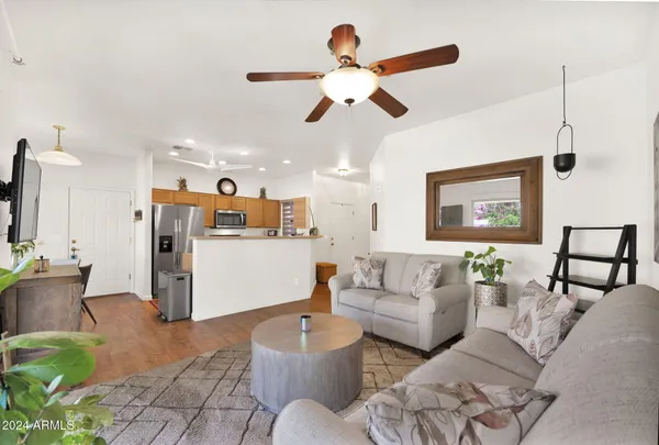 $3,000 | 868 East Savannah Drive, Chandler, AZ 85225