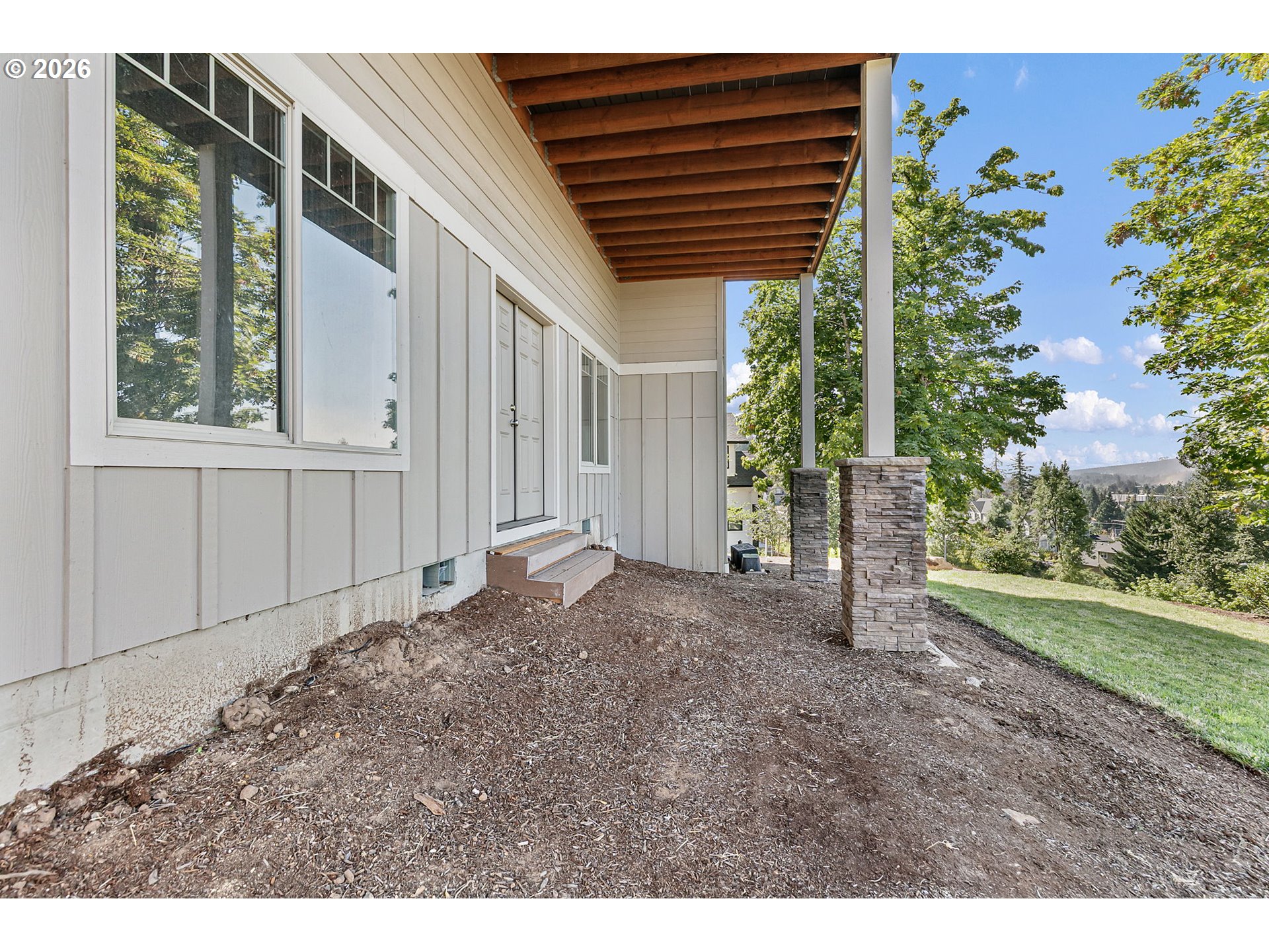 6451 Dogwood Street Springfield, OR 97478 - Photo 34 of 38 a view of a backyard with plants and garden view