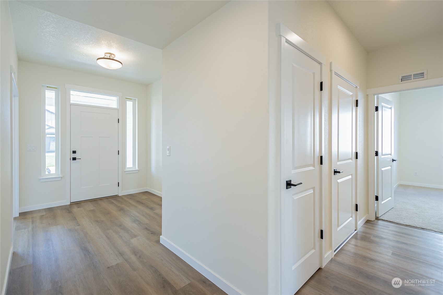 702 Cardinal Avenue Winlock, WA 98596 - Photo 6 of 40 Gallery Image 6