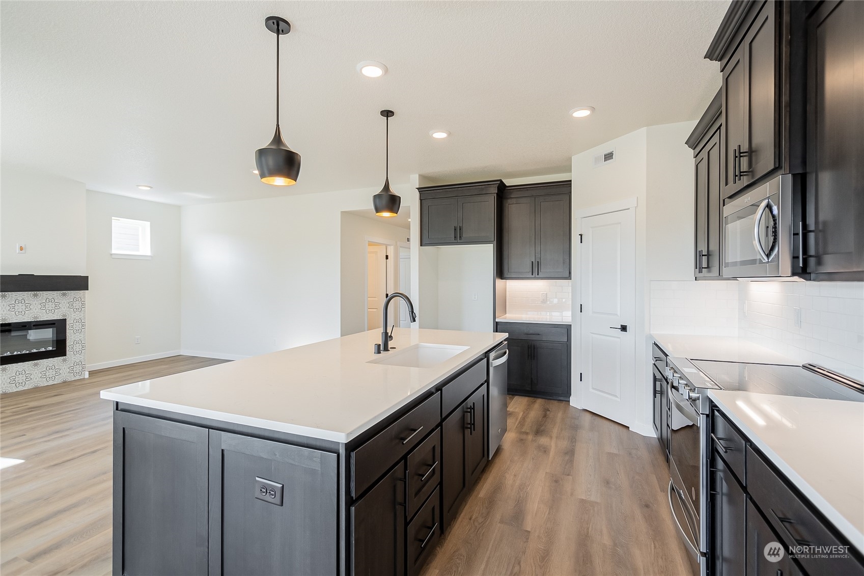 702 Cardinal Avenue Winlock, WA 98596 - Photo 7 of 40 Gallery Image 7