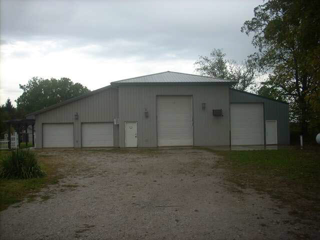1951 County Road 23 Waterloo, IN 46793 - Photo 2 of 24