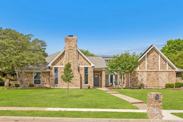 $618,000 | 1017 Dartbrook Drive, Plano, TX 75075