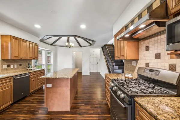 $618,000 | 1017 Dartbrook Drive, Plano, TX 75075