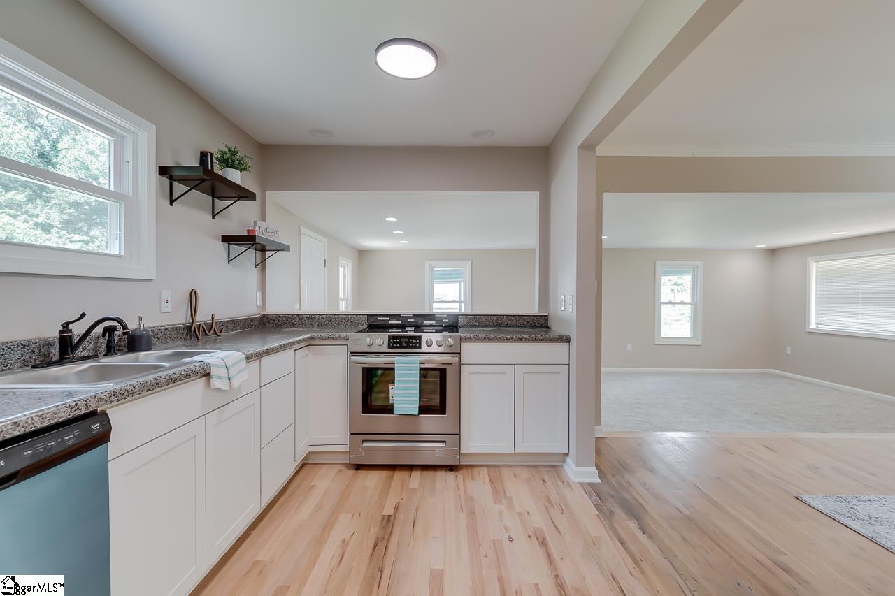 116 East Decatur Street Greenville, SC 29617 - Photo 9 of 26 Gallery Image 9