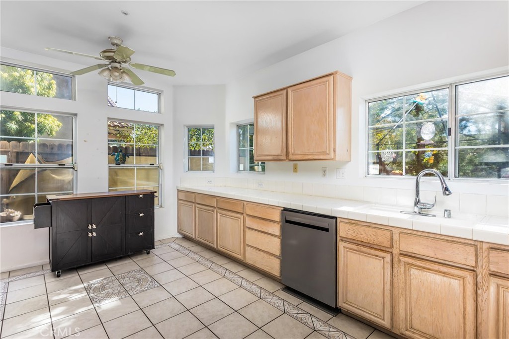 11621 Pavia Drive Rancho Cucamonga, CA 91701 - Photo 15 of 36