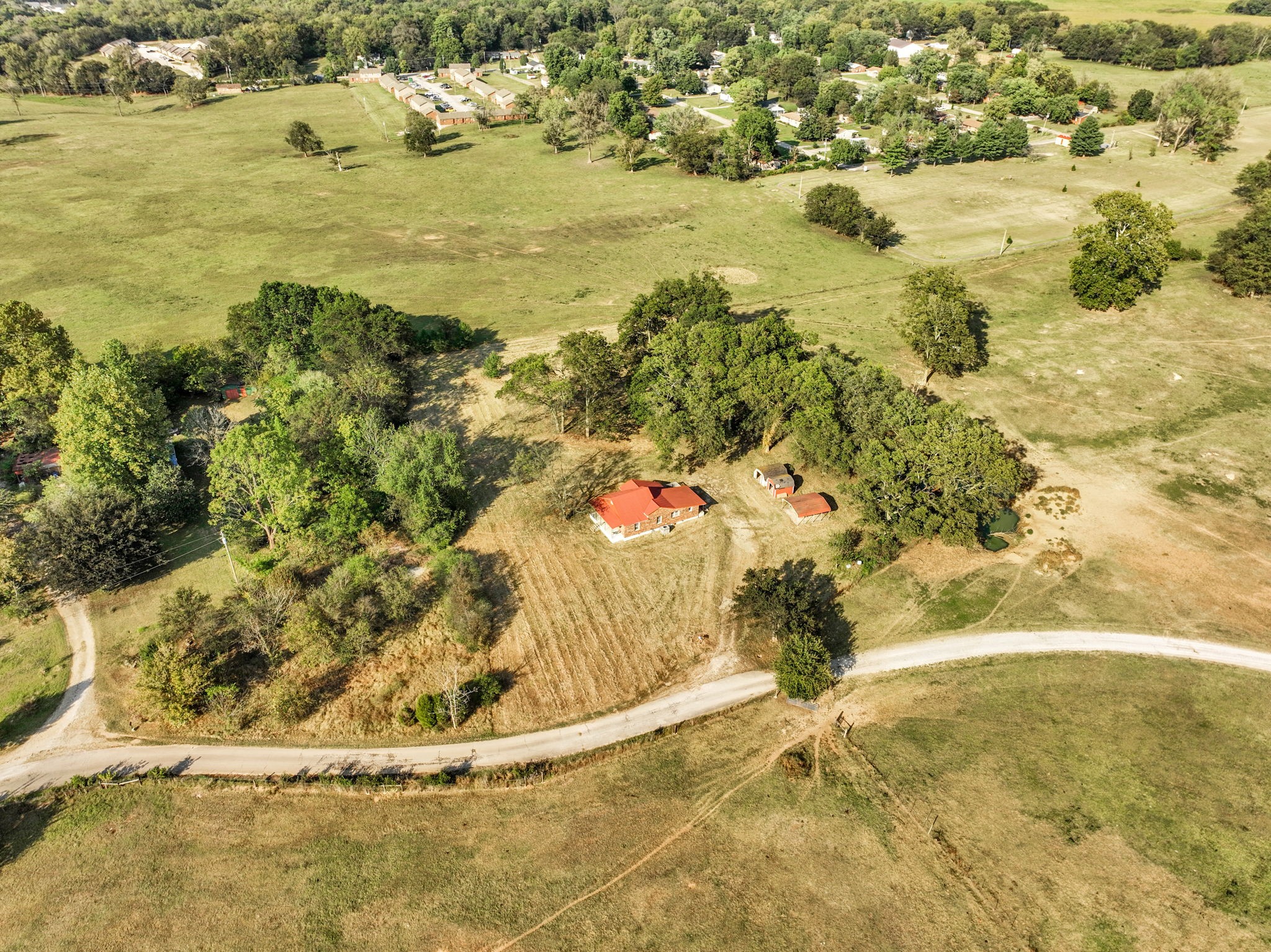 535 Scott Road Mount Pleasant, TN 38474 - Photo 2 of 40