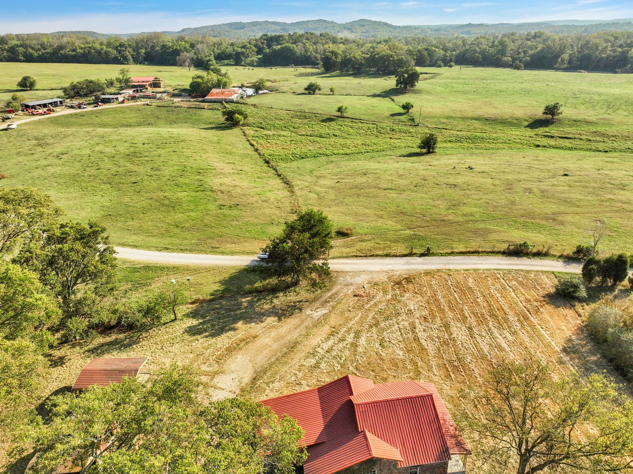 535 Scott Road Mount Pleasant, TN 38474 - Photo 23 of 40 a view of an ocean view