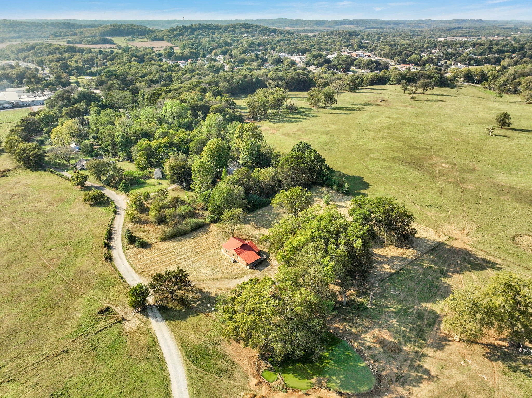 535 Scott Road Mount Pleasant, TN 38474 - Photo 6 of 40 a view of ocean