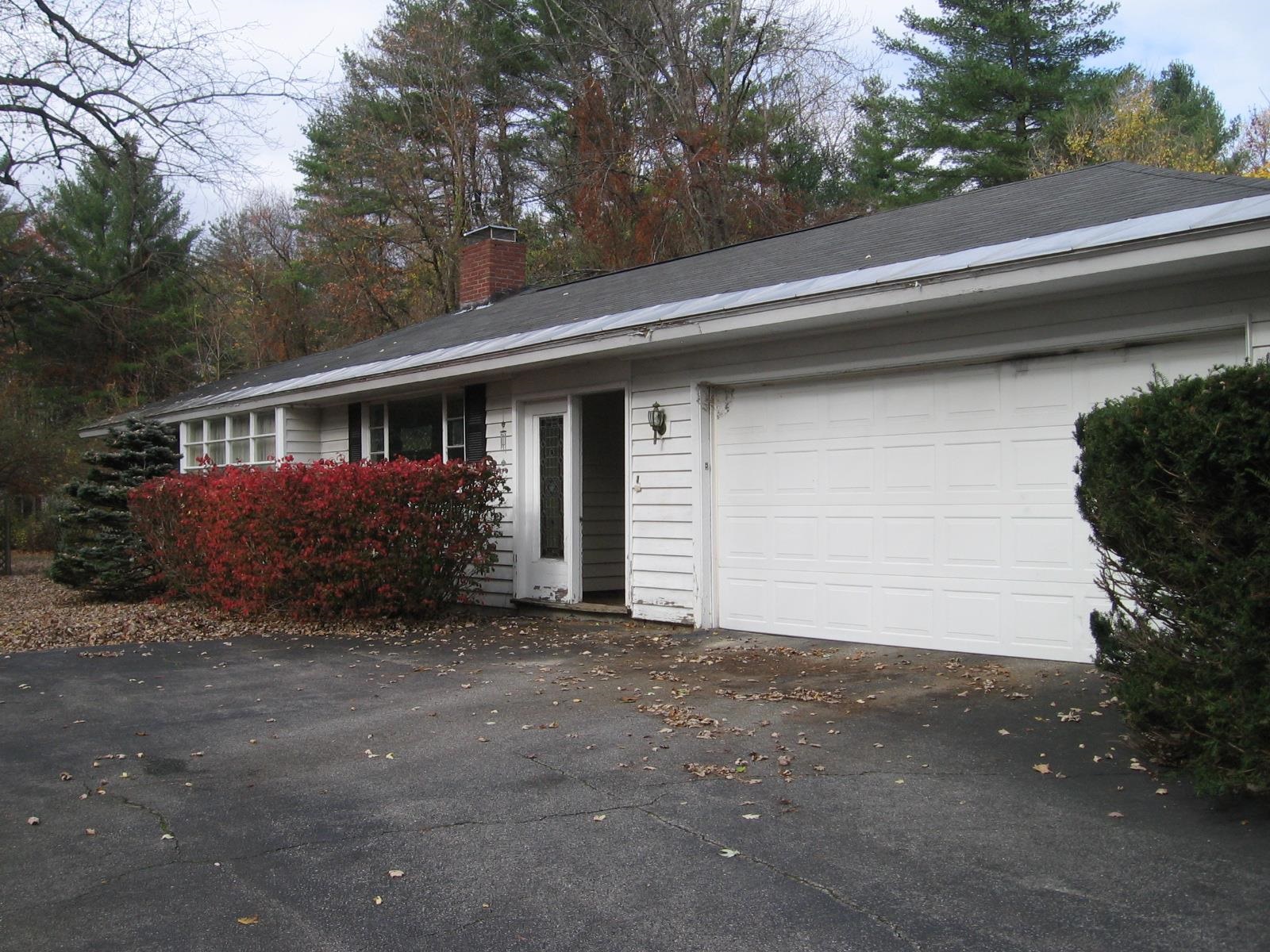 83 Mountain Road Concord, NH 03301 - Photo 3 of 12