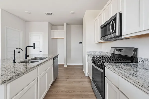 $2,100 | 323 Tolo Drive, Elgin, TX 78621