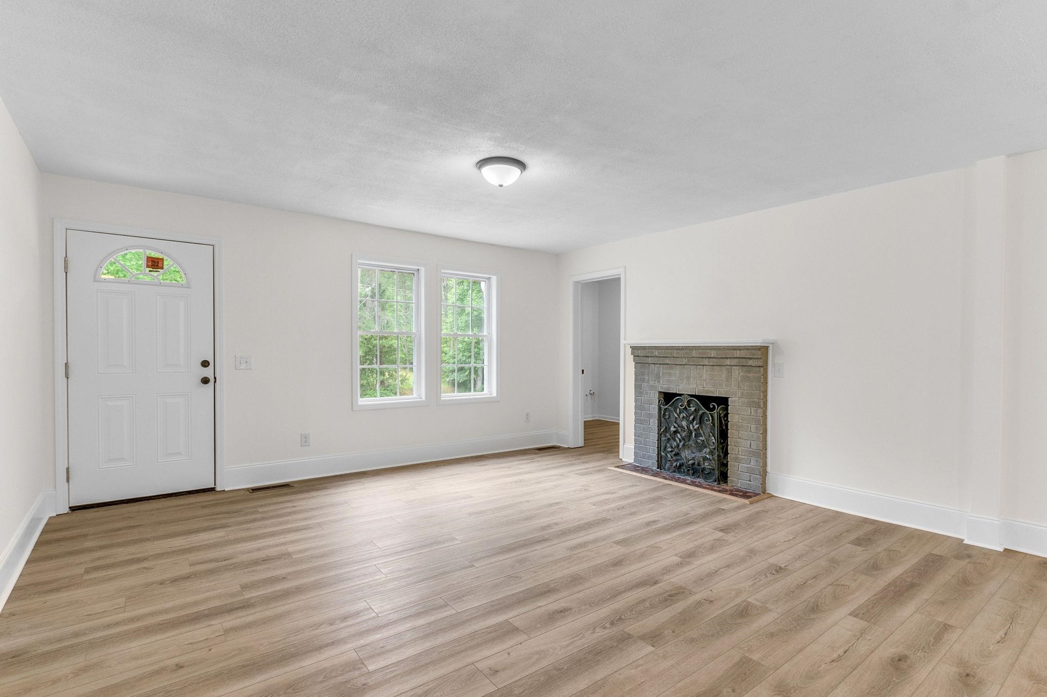 700 White Horse Rd Extension Travelers Rest, SC 29690 - Photo 6 of 36 Gallery Image 6