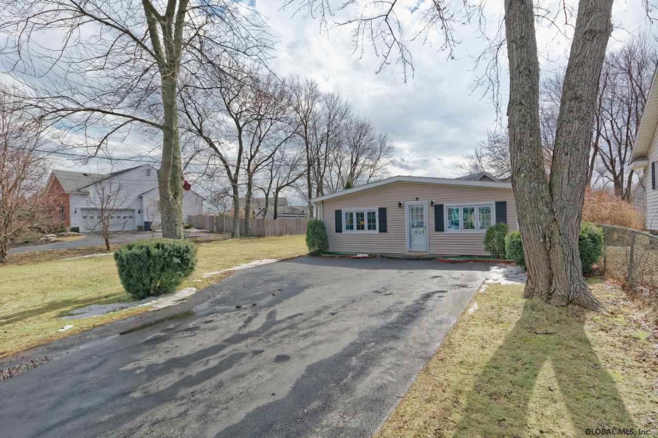 111 Fonda Road Cohoes, NY 12047 - Photo 2 of 33 Photo 3