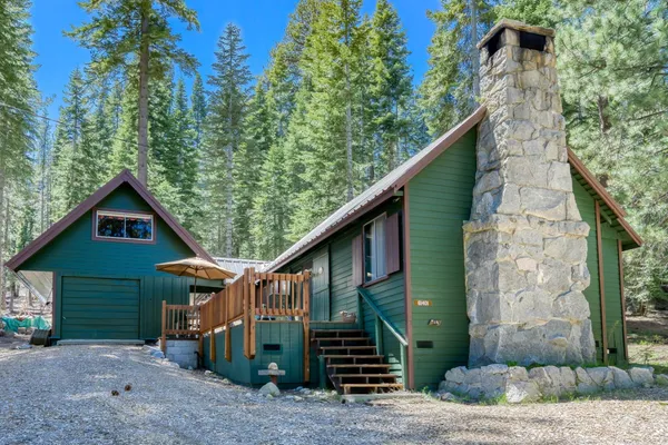 $539,000 | 61401 Huntington Lake Road, Unit 14, Mono Hot Springs, CA 93642
