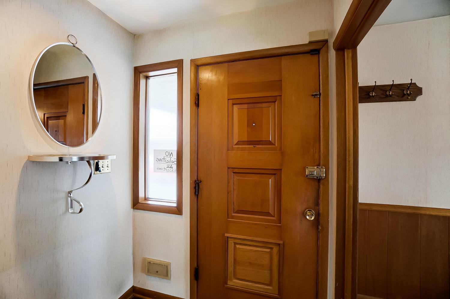 840 Ross Road Columbus, OH 43213 - Photo 3 of 47