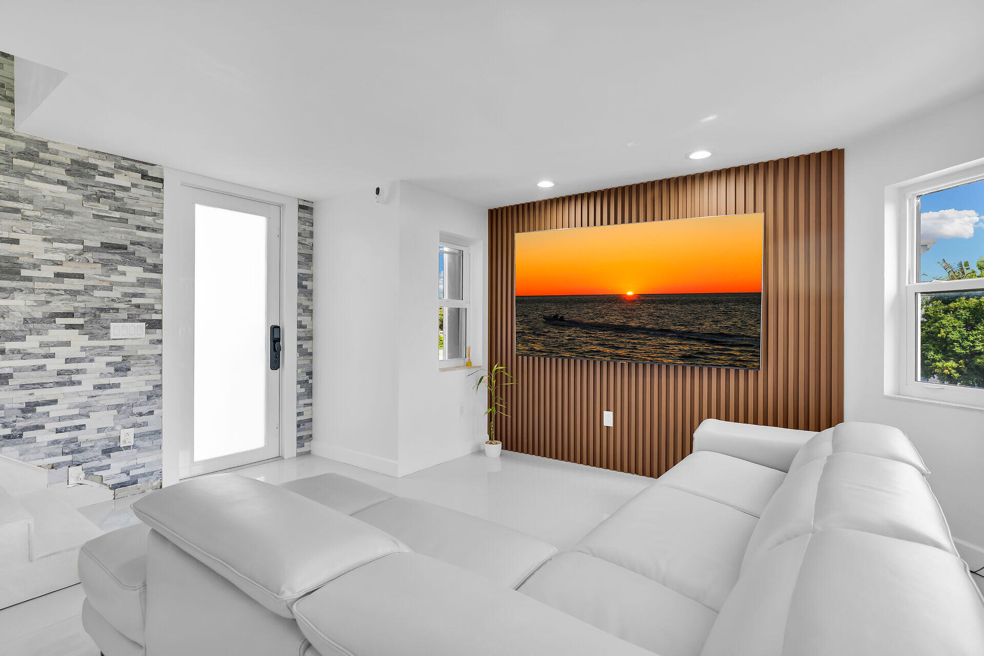 209 Corsair Road Duck Key, FL 33050 - Photo 9 of 38 Living Room