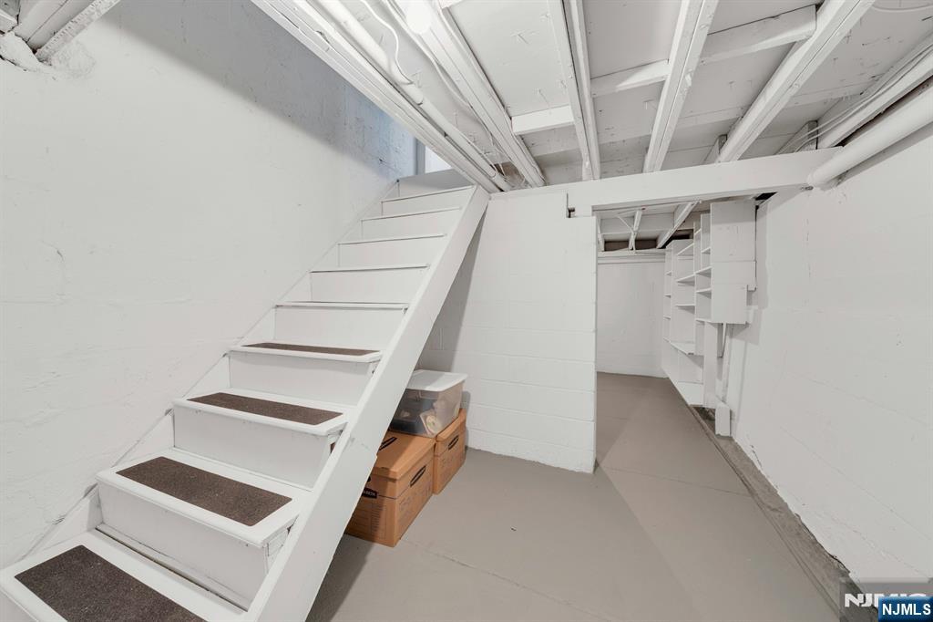 39 Delaware Road West Milford, NJ 07421 - Photo 29 of 37