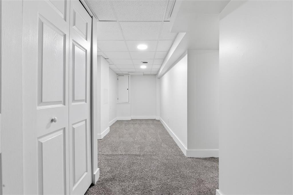 111 Crest Drive Monaca, PA 15061 - Photo 21 of 37