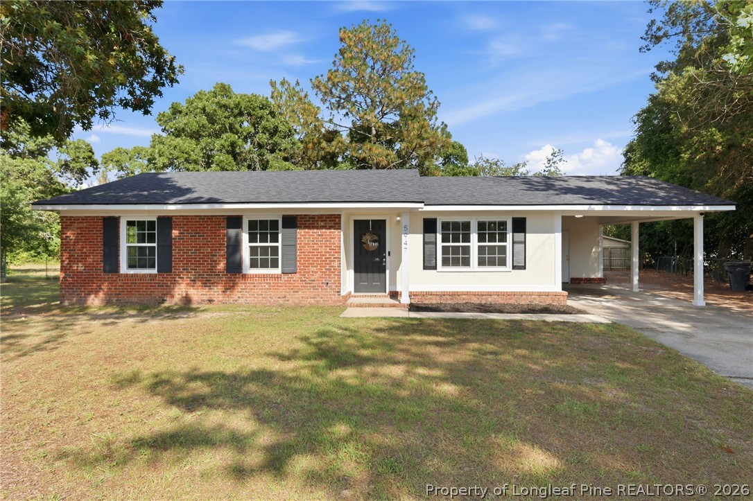 5947 Spinner Road Hope Mills, NC 28348 - Photo 1 of 31