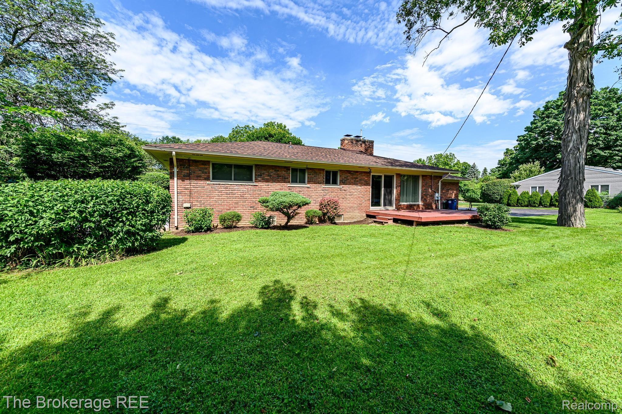 6909 Lahser Road Bloomfield Hills, MI 48301 - Photo 50 of 59 6909 LAHSER Road, Bloomfield Twp 48301 Let's buy a house today!!
