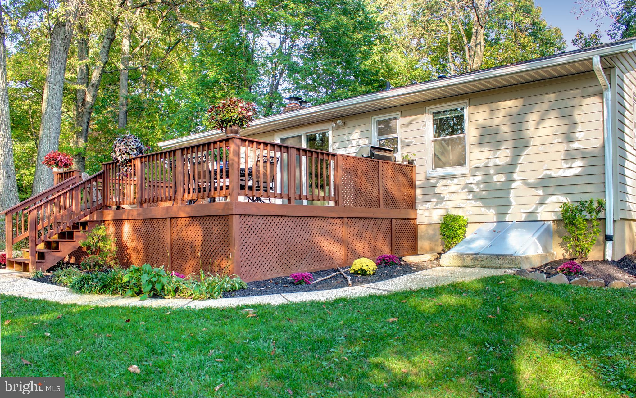 4934 Fleming Road Mount Airy, MD 21771 - Photo 34 of 42 Deck