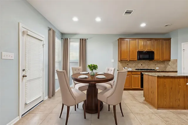 $520,000 | 9631 West Amber Bluff Lane, Katy, TX 77494