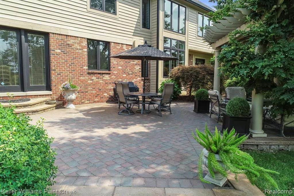 4902 Crestone Way Rochester, MI 48306 - Photo 13 of 70