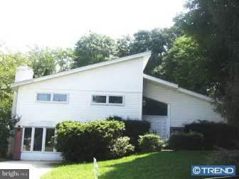15 North Britton Road Springfield, PA 19064 - Photo 1 of 1 Exterior