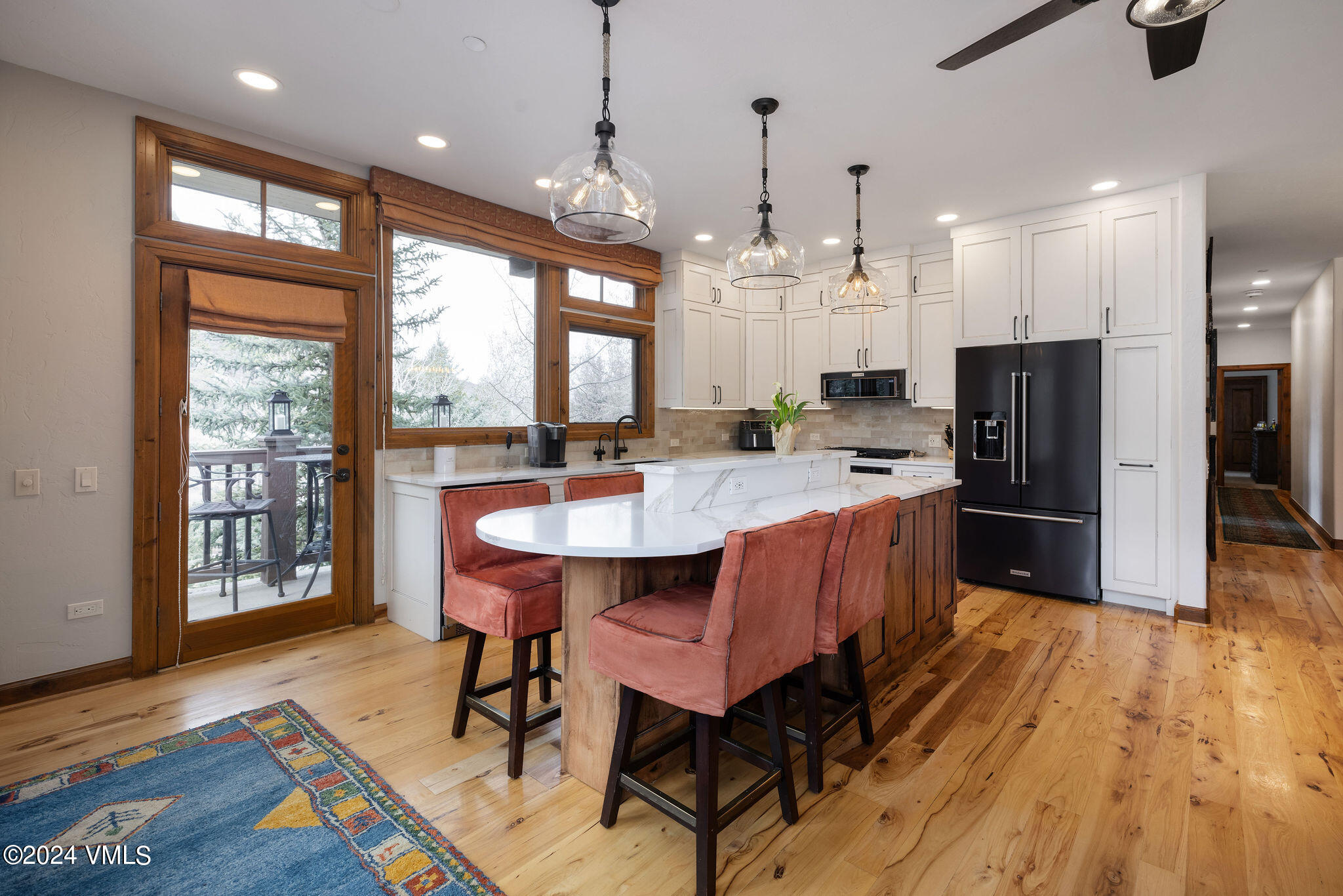 160 Cresta Road, Unit R306 Edwards, CO 81632 - Photo 3 of 12 alpine_club_306_interior_kitchen