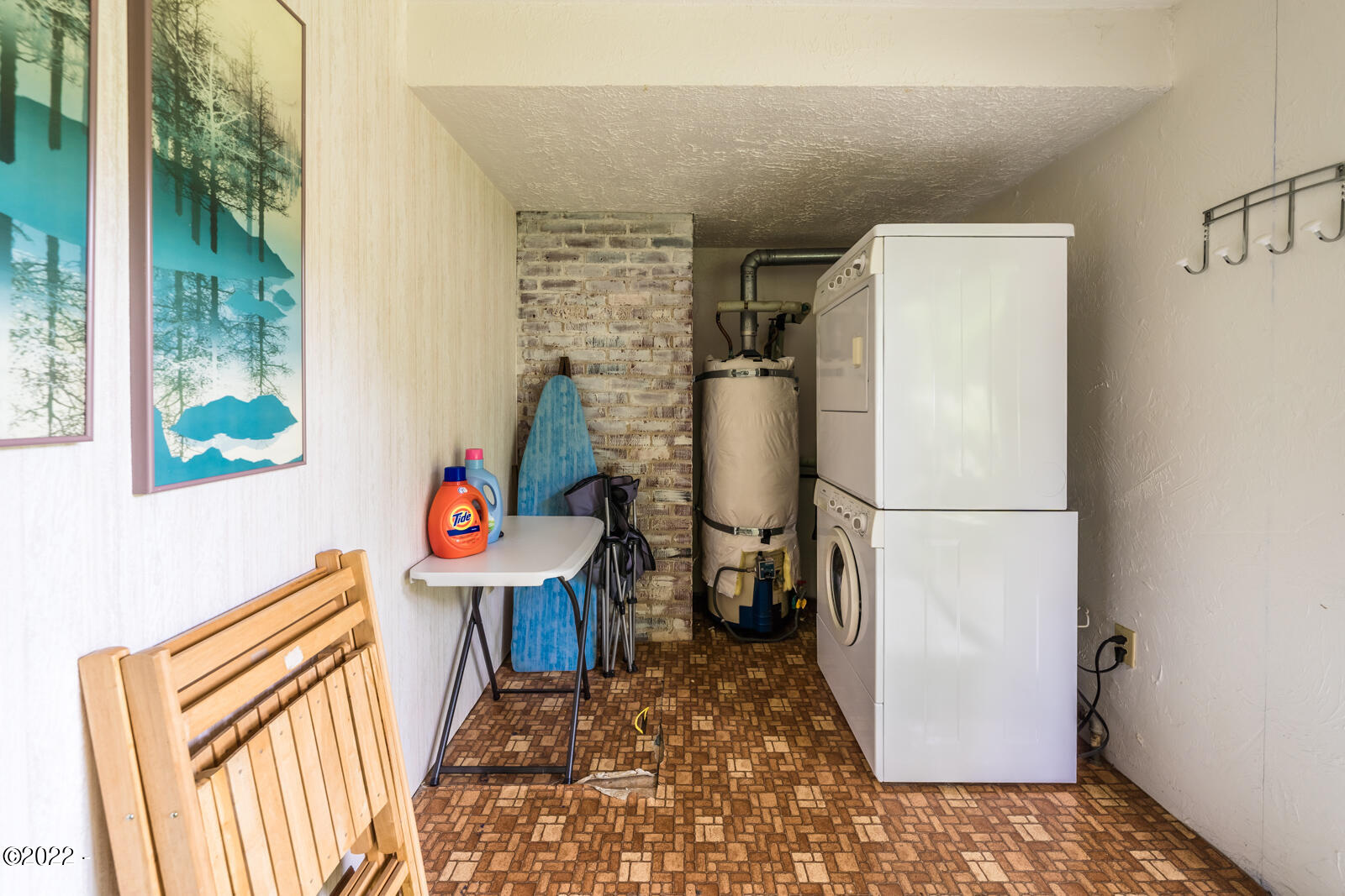2420 North North Bank Road Otis, OR 97368 - Photo 20 of 30 2420 Utility Room