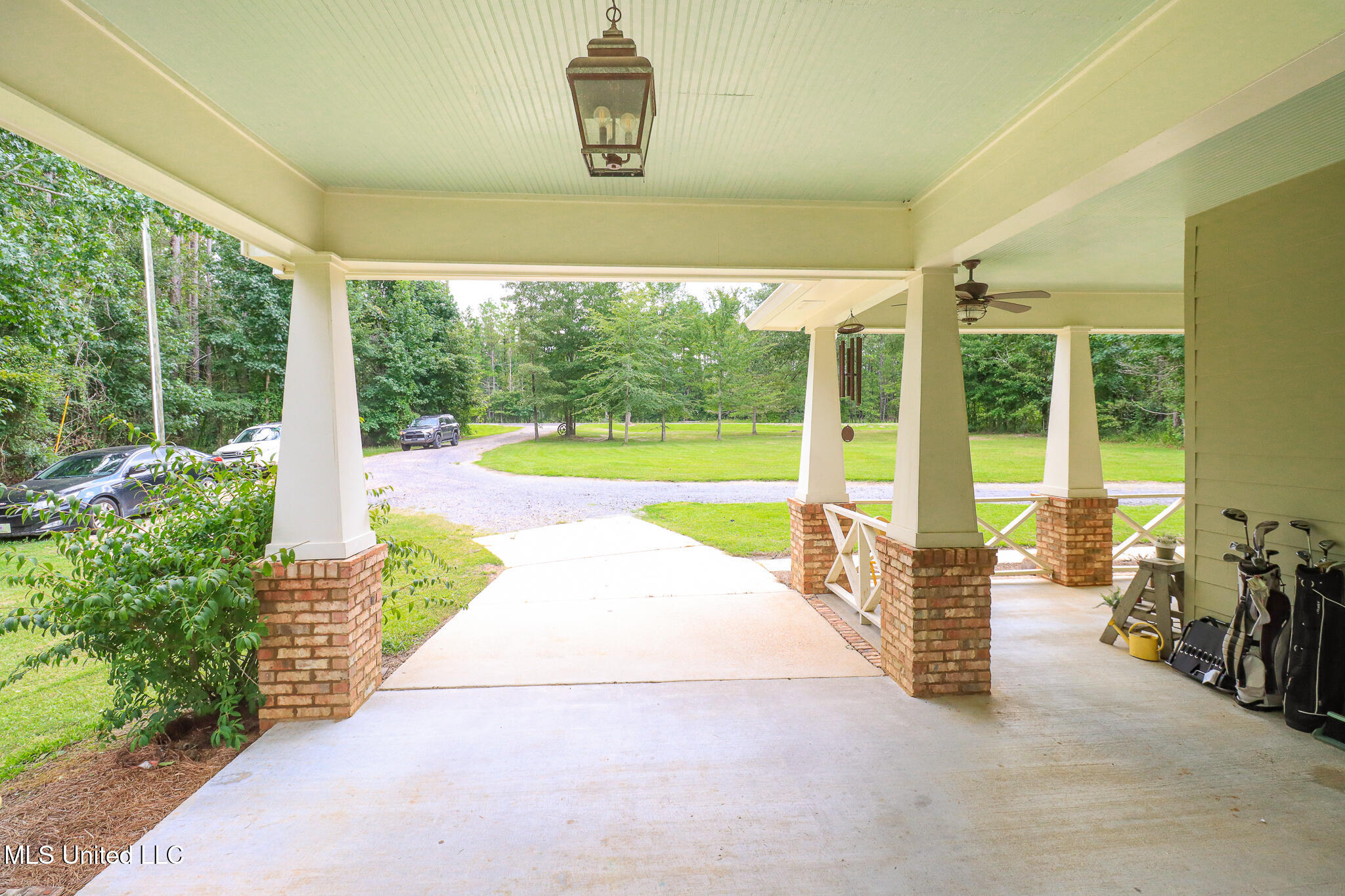 3131 Highway 43 Brandon, MS 39047 - Photo 13 of 58 carport