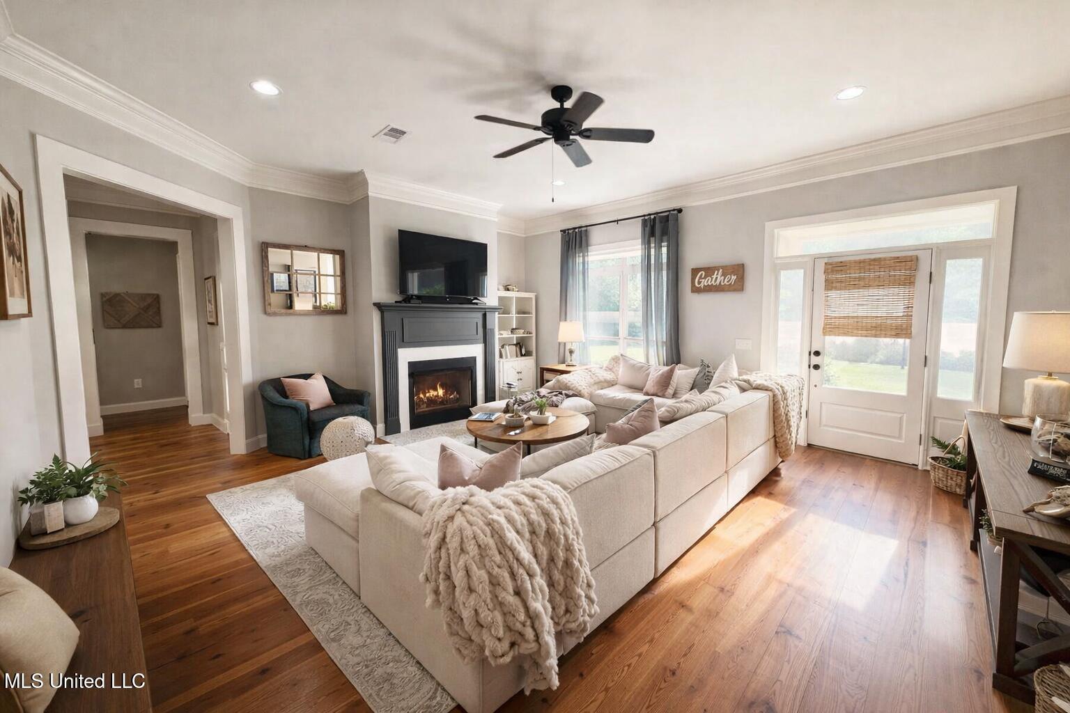 3131 Highway 43 Brandon, MS 39047 - Photo 15 of 58 living room 2