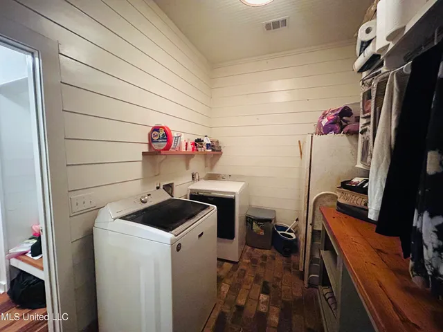 $585,000 | 3131 Highway 43, Brandon, MS 39047