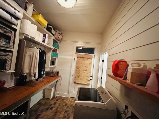 $585,000 | 3131 Highway 43, Brandon, MS 39047