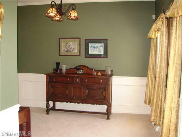 3485 River Ridge Road Pfafftown, NC 27040 - Photo 8 of 16 Dining Room.