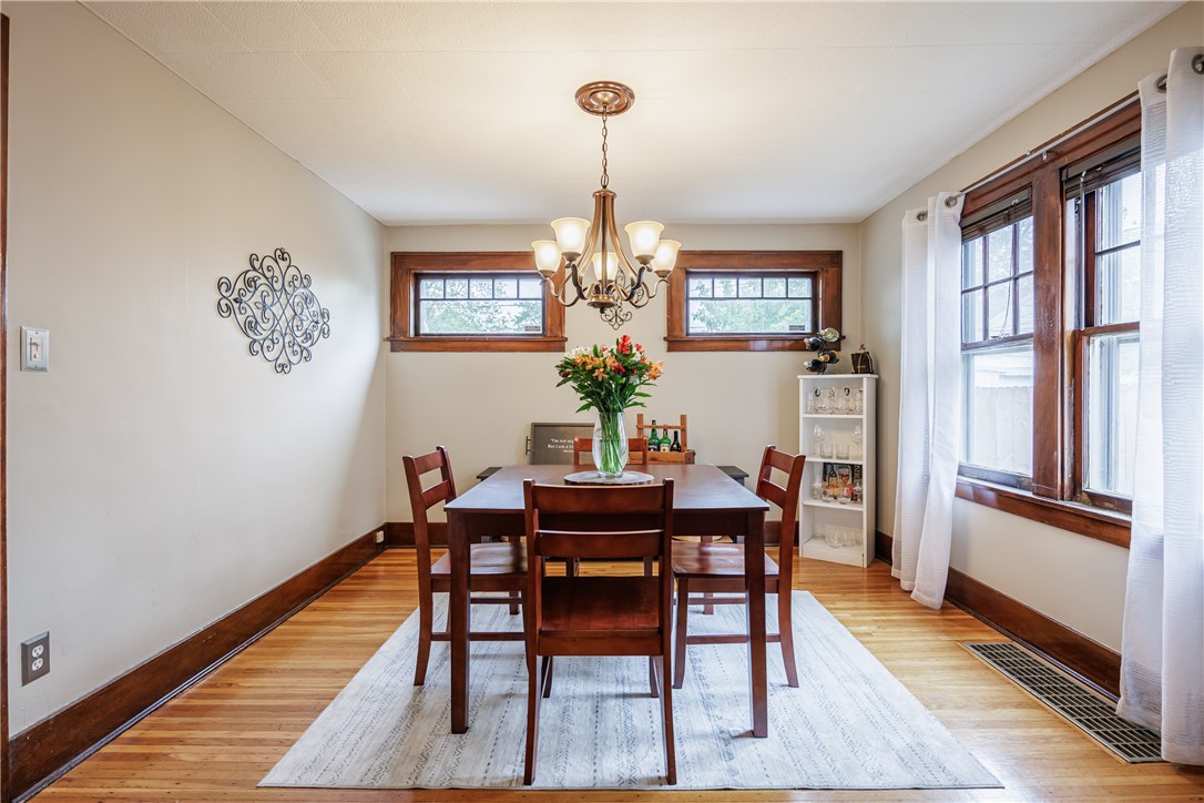 39 Brockley Road Irondequoit, NY 14609 - Photo 11 of 47