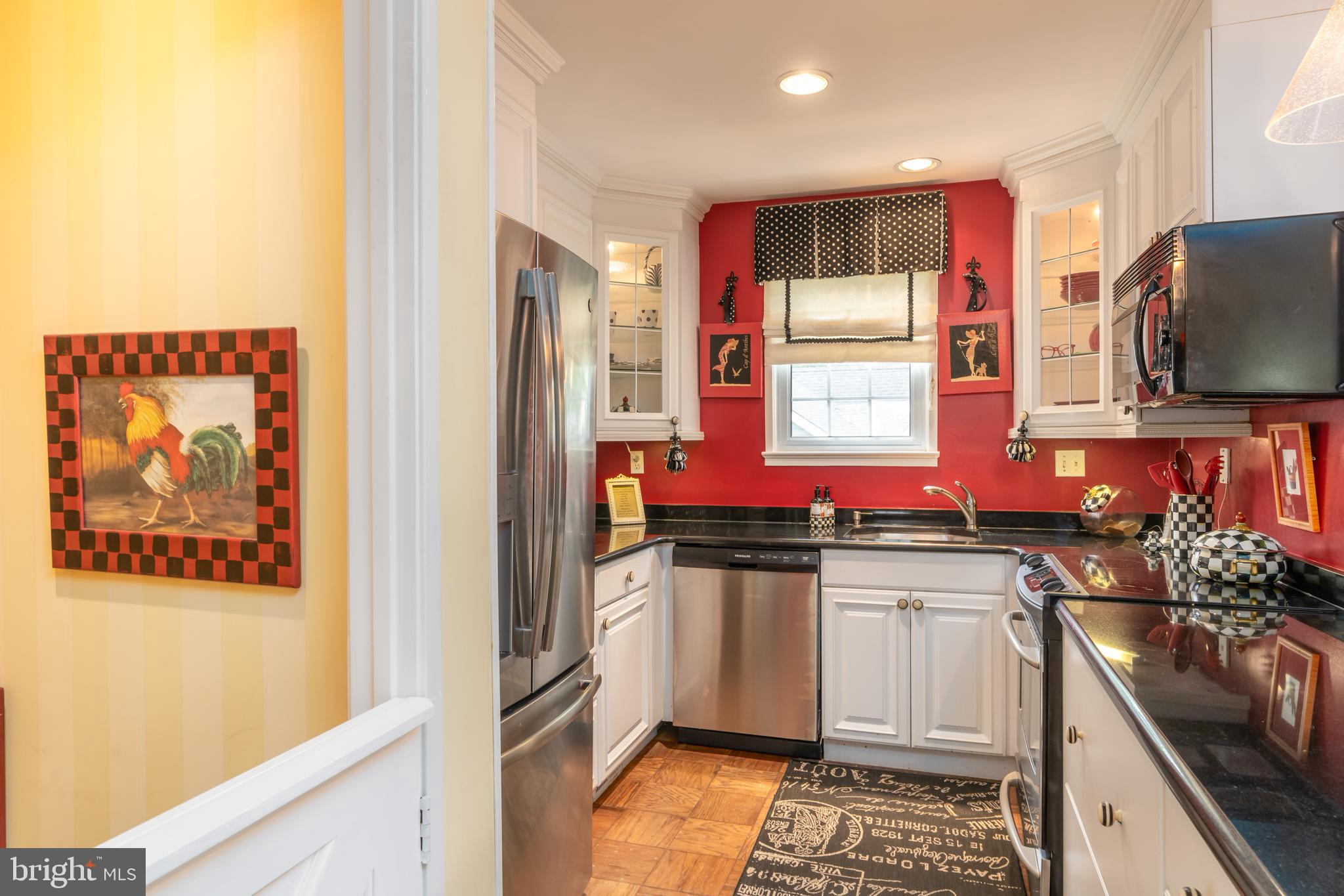 10041 Pratt Place Silver Spring, MD 20910 - Photo 11 of 44 Gallery Image 11